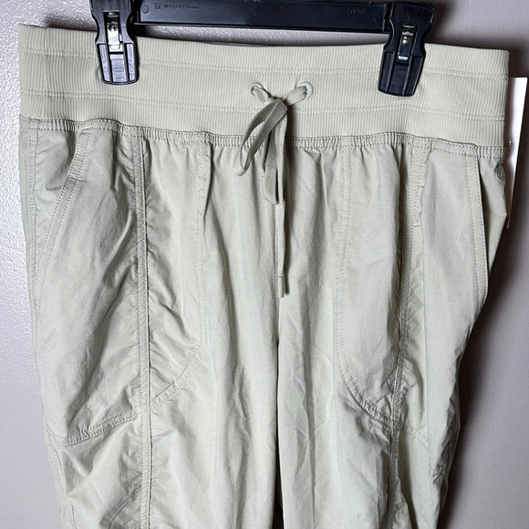 Calia Jogger Pants in Light Green - Picture 4 of 9